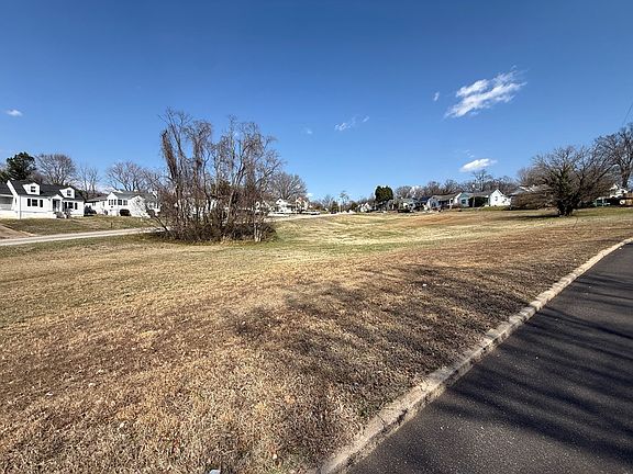 5th image of 0 Locust Ln