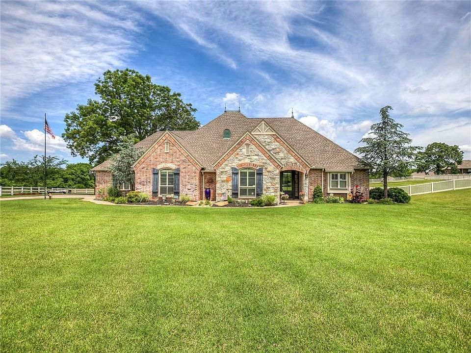 1st image of 1951 Redbud Creek Dr