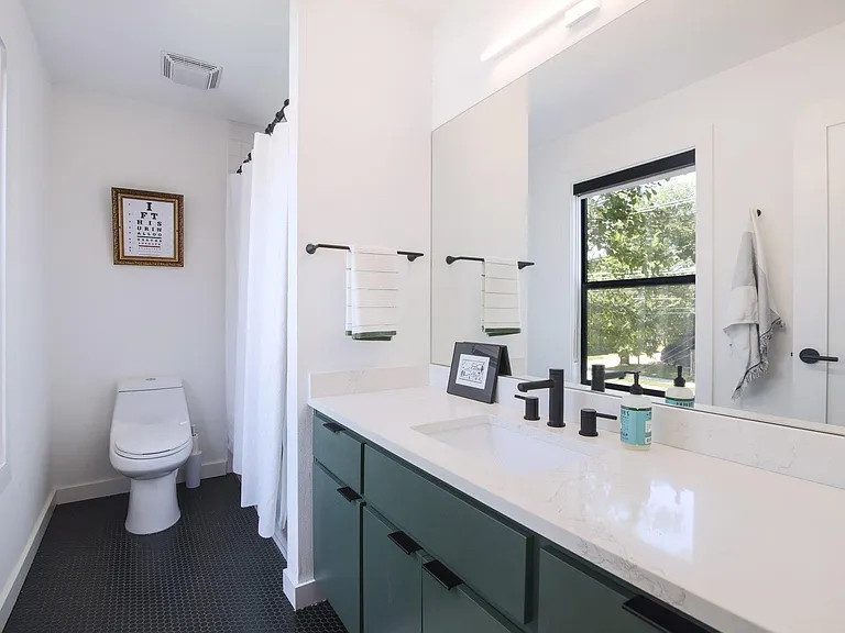 108 Chicon St — Photo 11