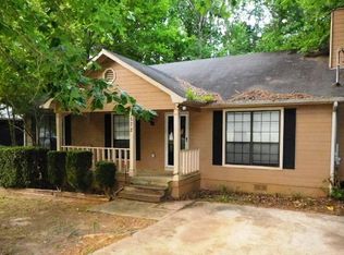572 Bristle Cone Dr, Macon, GA 31220