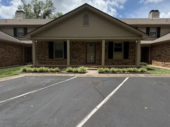 318 Kingswood Ct, Clarksville, TN 37043