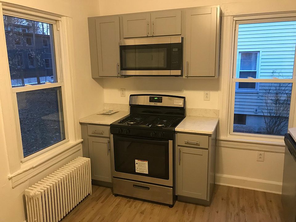 10 School St Beacon, NY Zillow Apartments for Rent in Beacon