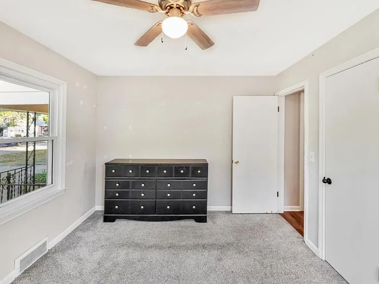 620 Waverly St — Photo 13