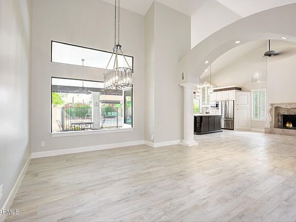 5th image of 9891 E WINDROSE Drive