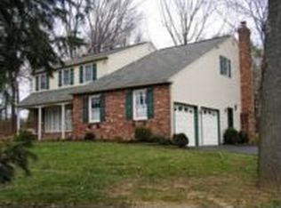 1085 E Holland Rd, Feasterville Trevose, PA 19053