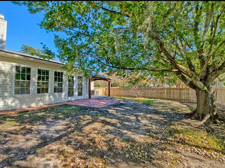 7186 Windmill Creek Rd — Photo 43