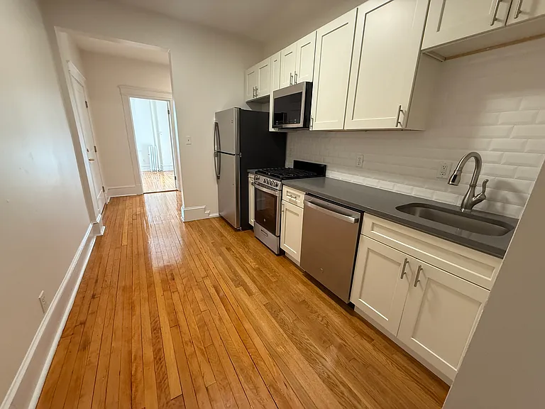 24 Royce Rd. — Photo 6