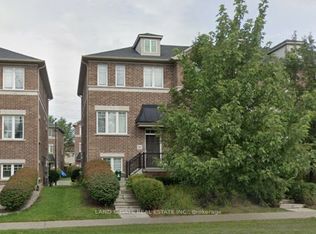 466 Meadowglade Rd, Clarington, ON L1E0E9