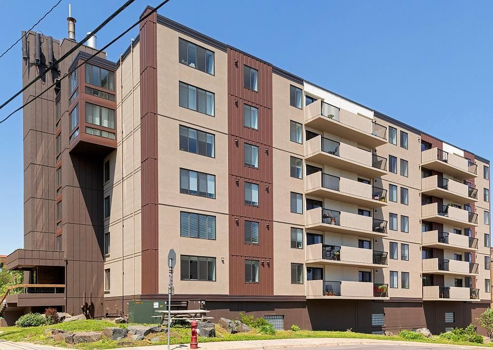1st image of 2800 W 44th St APT 203
