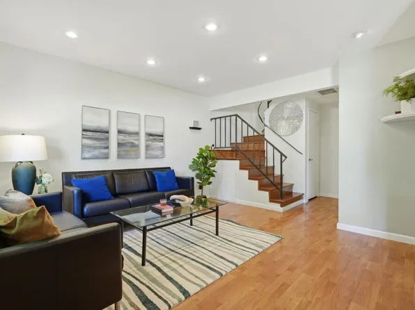 2701 Lone Bluff Way #18, San Jose, CA 95111
