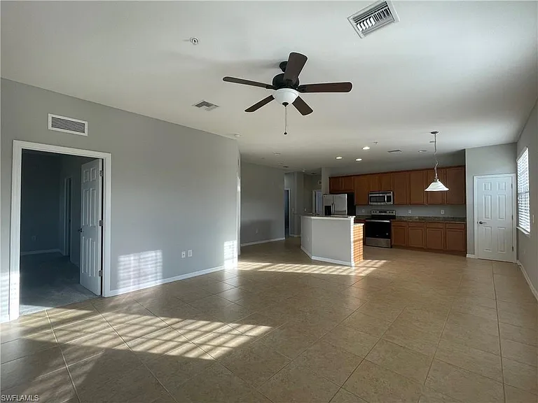 3702 Pino Vista Way #3 — Photo 5