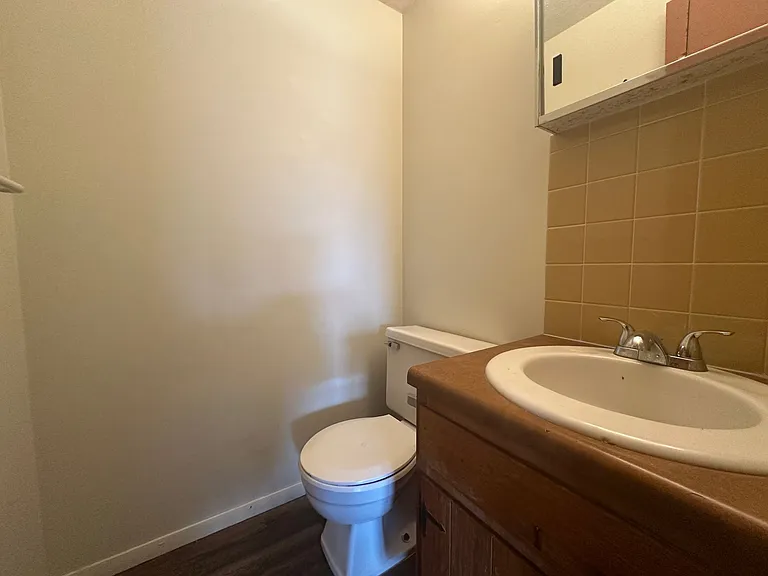 101 E Lincoln St — Photo 7