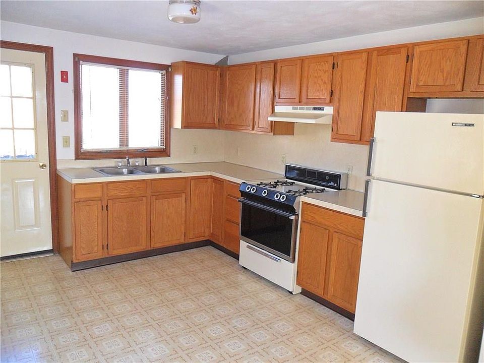 2nd image of 316 Benefit St