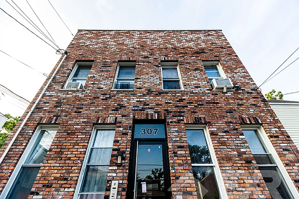 Rented by EXR | media 14