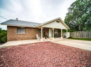 135 Fallow Dr, Kerrville, TX 78028