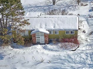 1027 Township Rd, Altamont, NY 12009