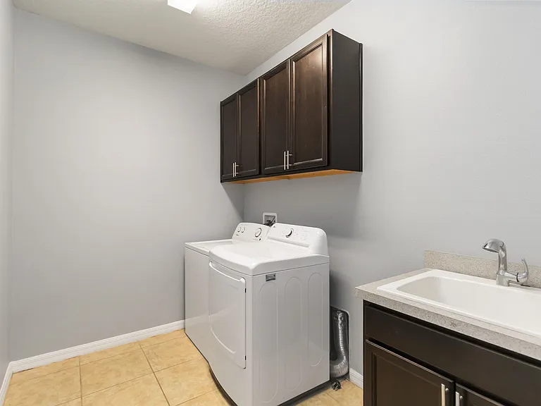 3900 Baja Dr — Photo 19
