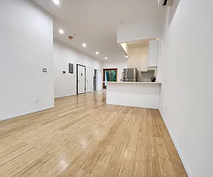 Rented by JB Mac Real Estate Inc.