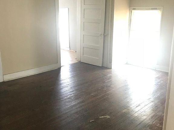 4th image of 423 Tuscaloosa St