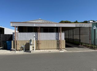 67 Leisure Park Circle, Santa Rosa, CA 95401