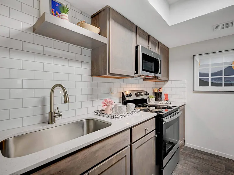 Solstice Apartment Homes — Photo 9