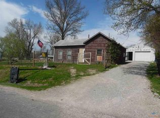 18801 3rd Rd, La Monte, MO 65337