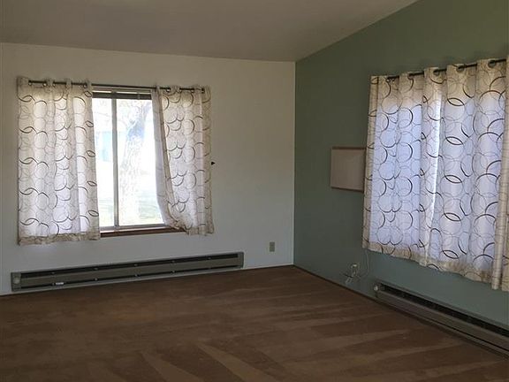 4th image of 630 Randolph Way