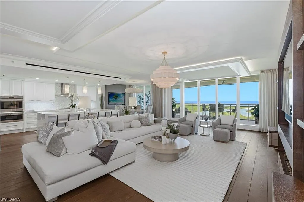 3 bed, 4.0 bath, 3280 sqft, $45,000 — Photo 1