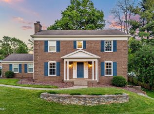 4605 Deepwood Dr, Green Spring, KY 40241