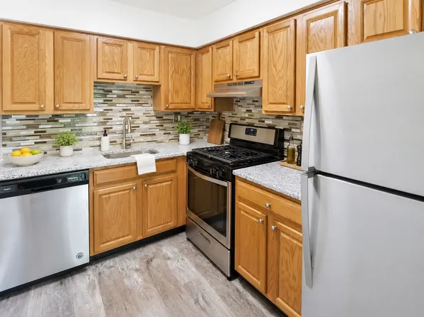 Chesterfield Apartment Homes
