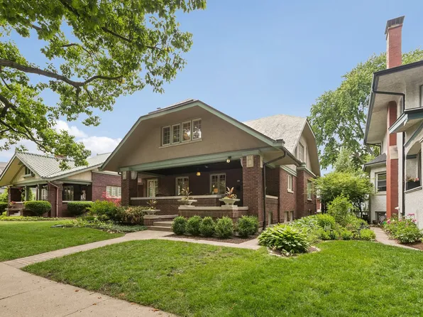 639 S Elmwood Ave, Oak Park, IL 60304
