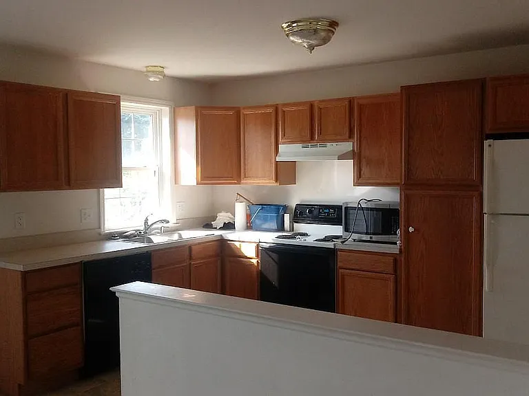 Norlawn Cir — Photo 3