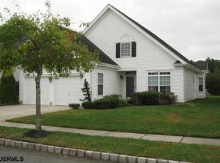 32 Jackson Dr, Egg Harbor Township, NJ 08234