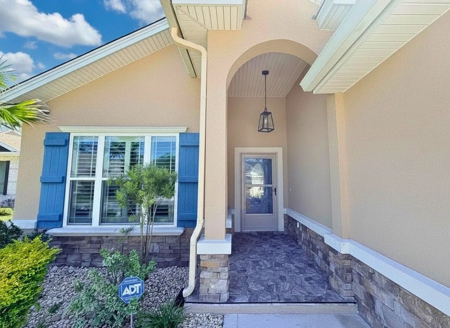 Move in Promotion! Half of your first month's rent ! 174 Ryan Nicholas Drive | Ryan's Cove | King... — Photo 4