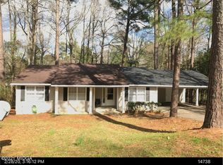 1166 Runnymede Ln, Macon, GA 31220
