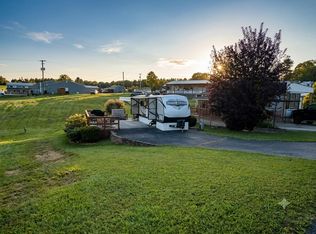 Megan Cir, Hillsville, VA 24343
