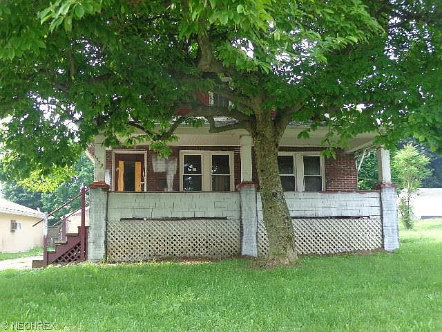 1st image of 1579 Himrod Ave