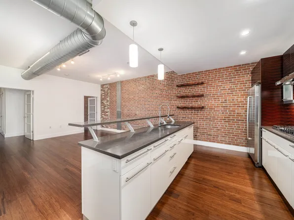 650 Montgomery St APT 205, Jersey City, NJ 07306