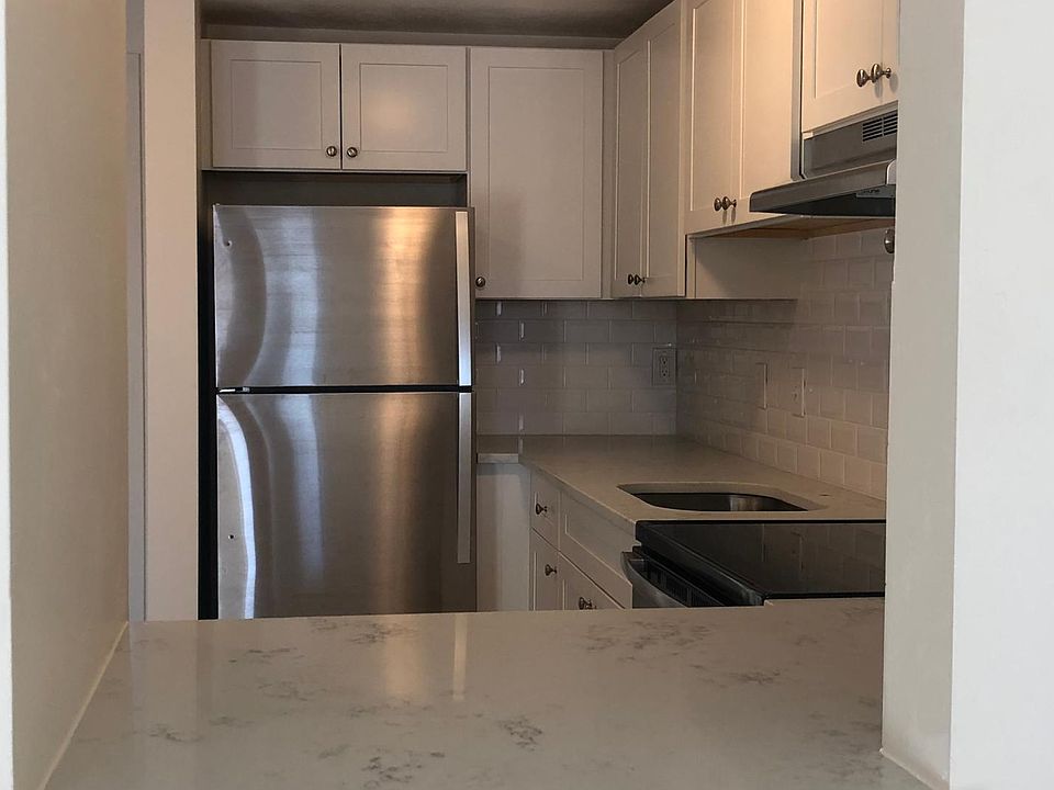 2nd image of 38 Enon St #213