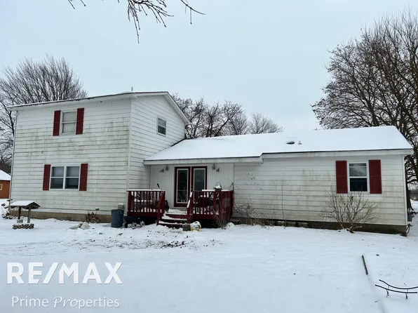 1016 E Vienna Rd, Clio, MI 48420
