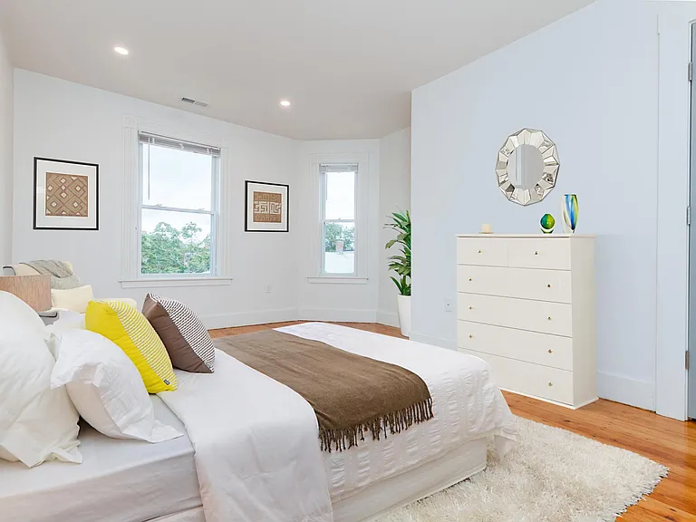 35 Woodman St #2 — Photo 5
