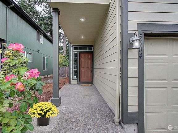 2nd image of 5604 NE 44th Street