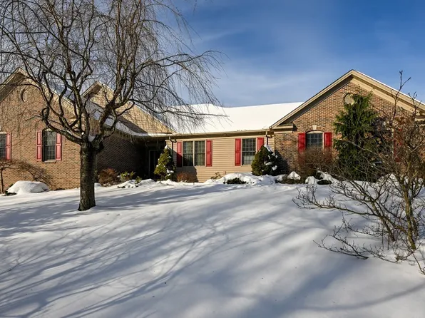 5334 Beach Rd, Medina, OH 44256