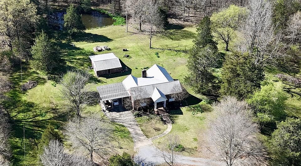 1st image of 2504 E Tibbee Rd