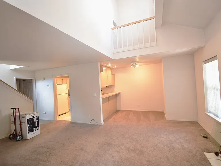 57 E Ranch Dr — Photo 3