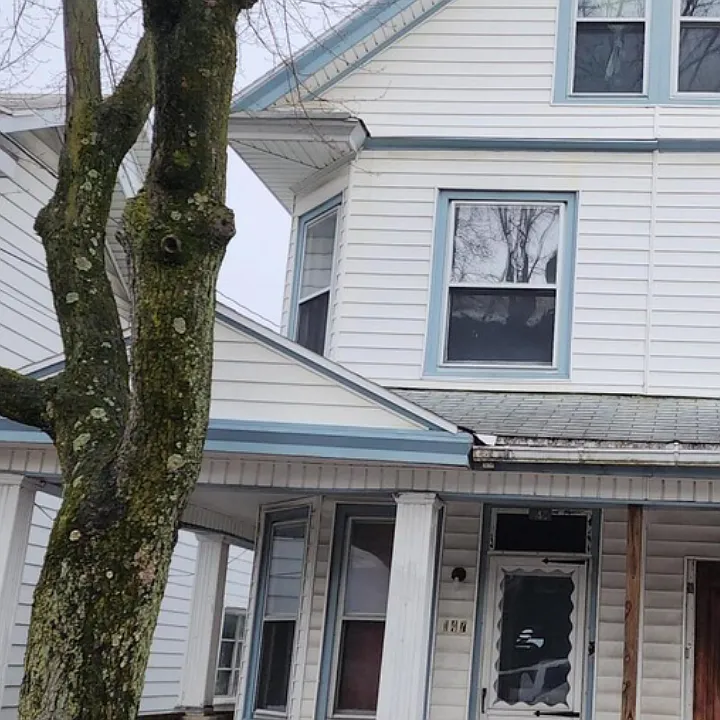 147 West Ave