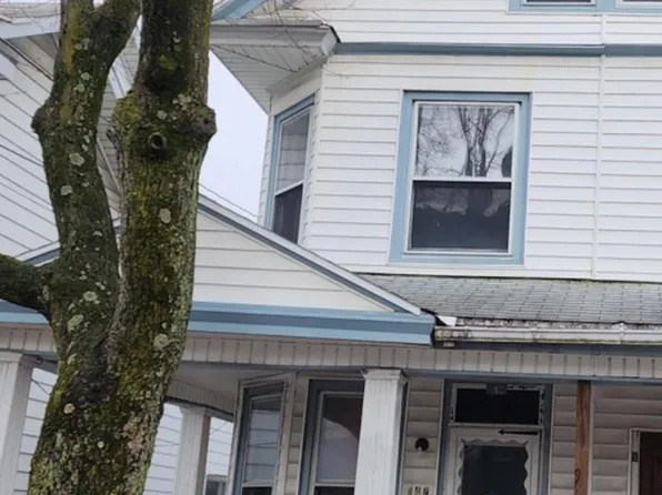 147 West Ave, Mount Carmel, PA 17851