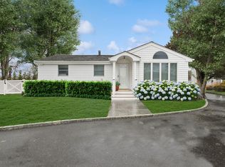 63 Little Neck Rd, Southampton, NY 11968