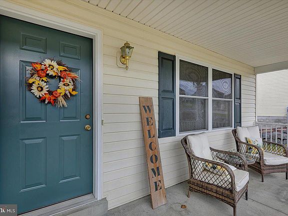 4th image of 342 Dogwood Ln