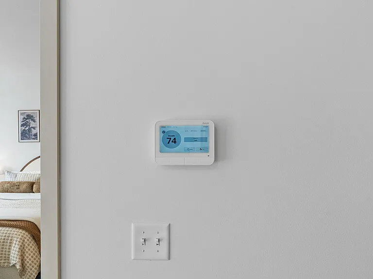Model Smart Thermostat